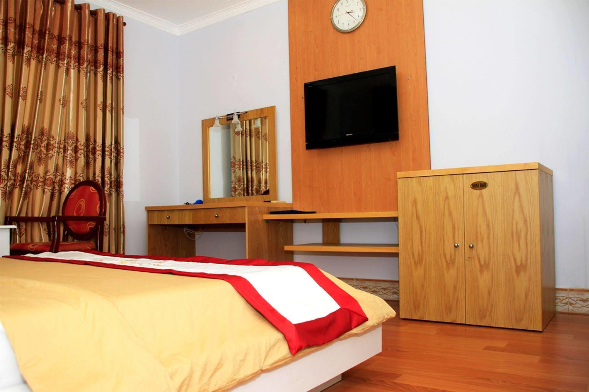 Hà Nội Hotel Thành Pho Ho Chí Minh Esterno foto